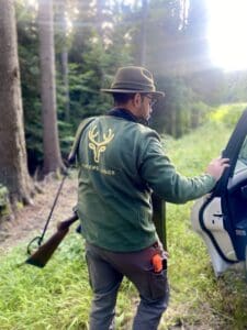 Ari auf der Jagd